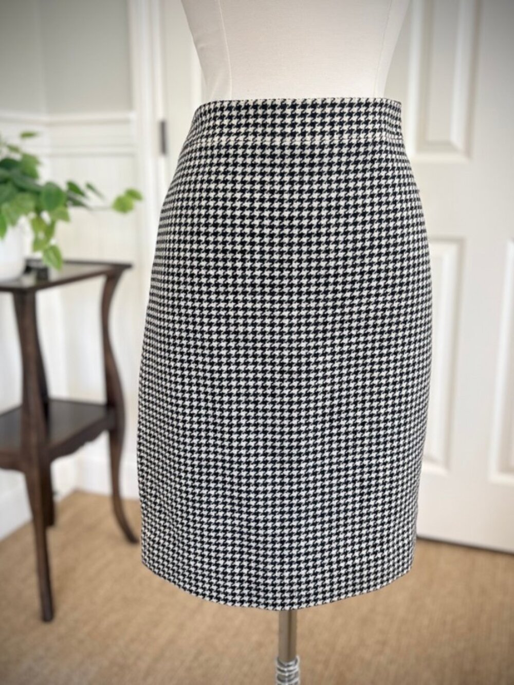 J. Crew Black and White Houndstooth Wool Pencil Skirt, 4